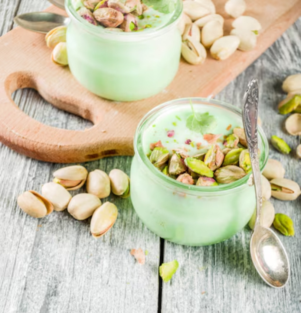 pistachios-yoghurt