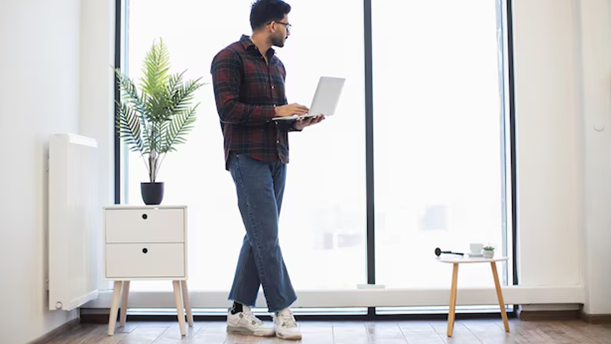 standing-and-working