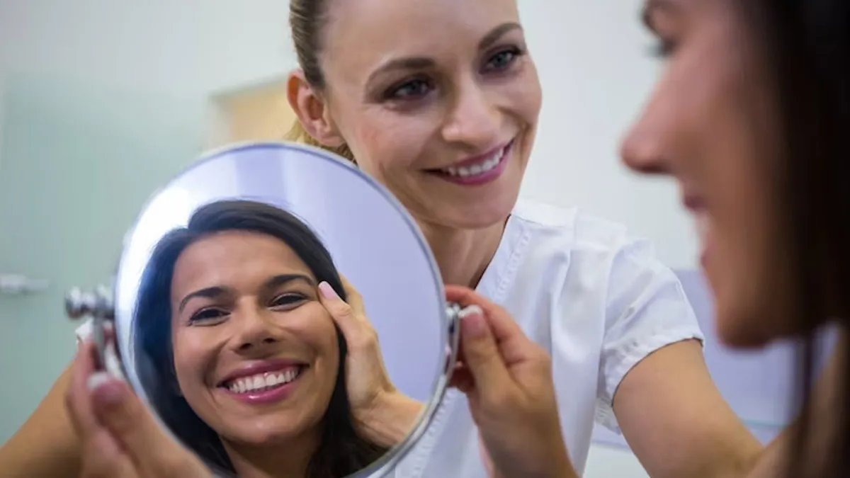 Are You Ashamed Of Looking At Yourself In The Mirror? Expert Shares Tips To Regain Self Confidence