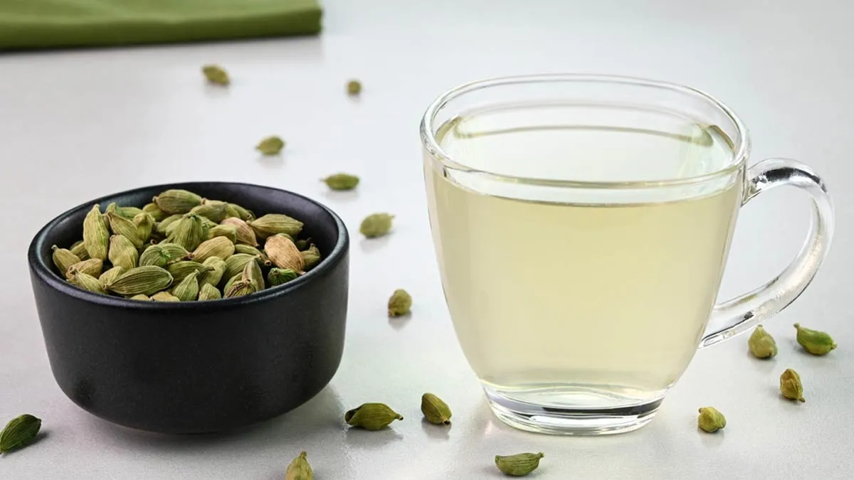 Healthy Beverage: Here's What Happens If You Consume Cardamom Water Daily