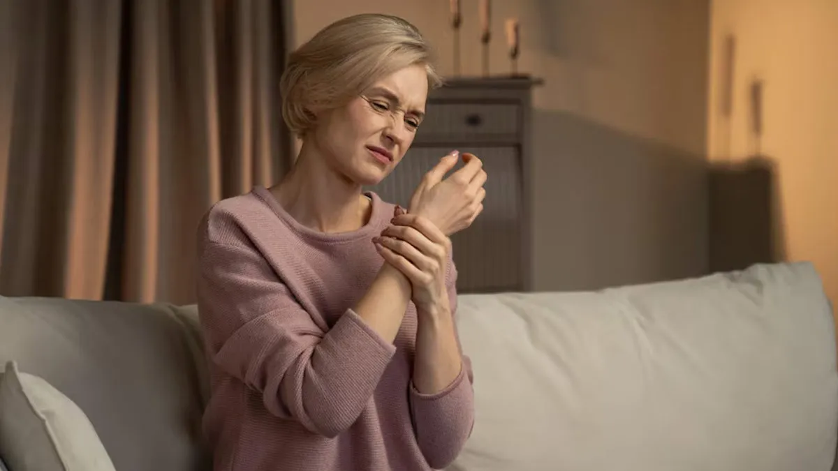 Travelling With Rheumatoid Arthritis? Here Are Things To Remember For A Pain-Free Trip