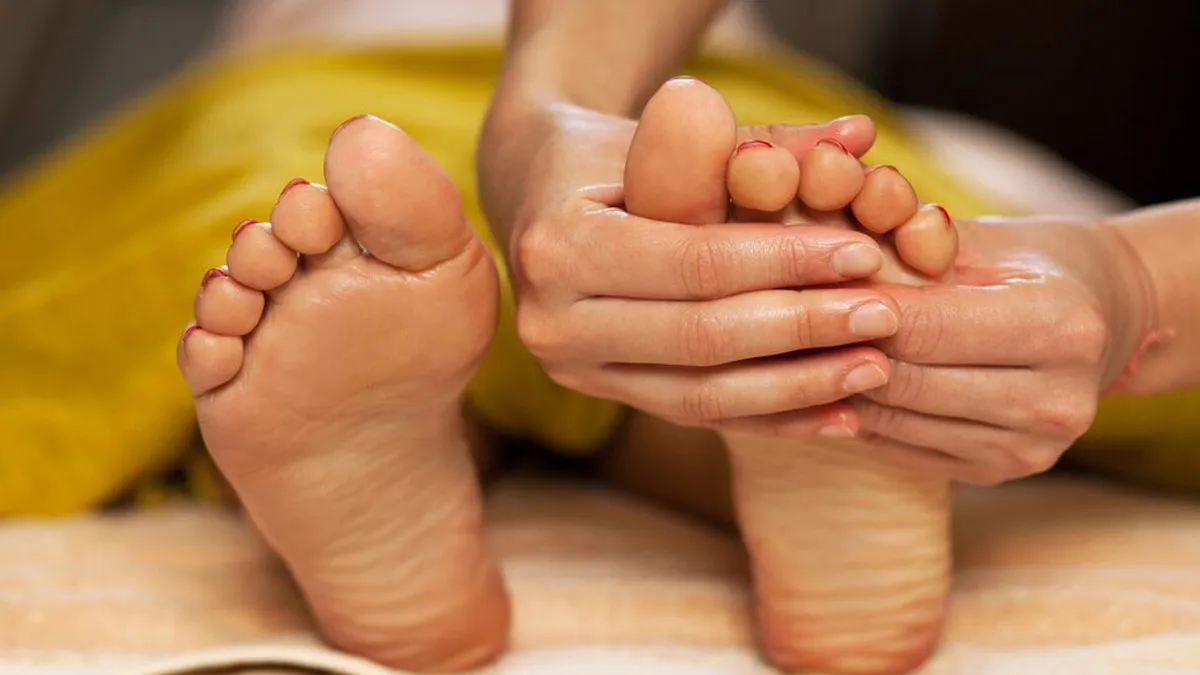 Boost Your Health: Here's What Happens Wen You Massage Your Feet With Magnesium Oil