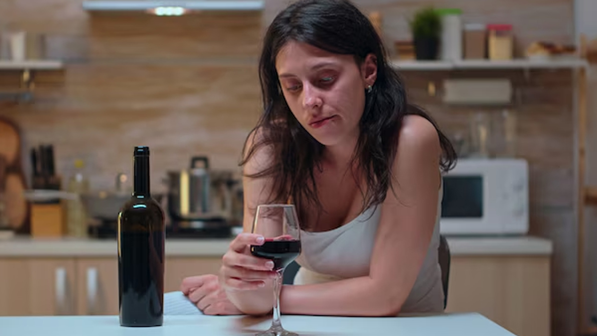 woman-drinking-alcohol