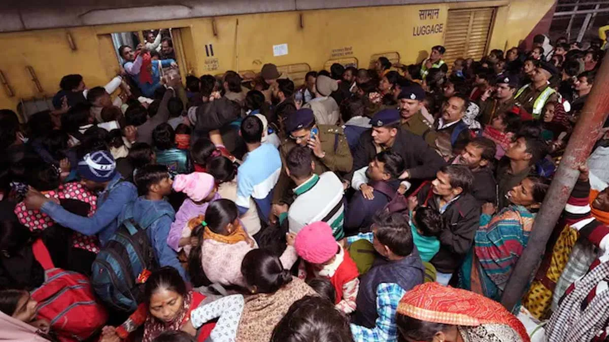 RML Hospital Shares 5 Victims Of Delhi Stampede Died From Traumatic Asphyxia; Know All About The Condition