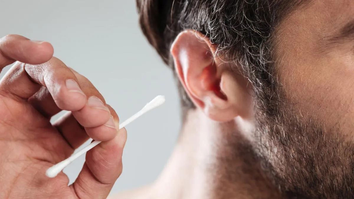 Harmless Ear Bud Can Trigger Tinnitus, How to Safely Clean Your Ears?