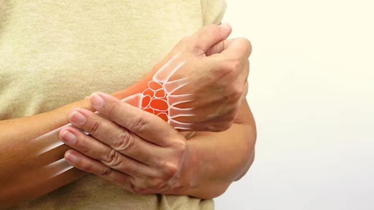 The 4 Stages Of Rheumatoid Arthritis: Expert Explains These Stages, Symptoms, And Management Tips