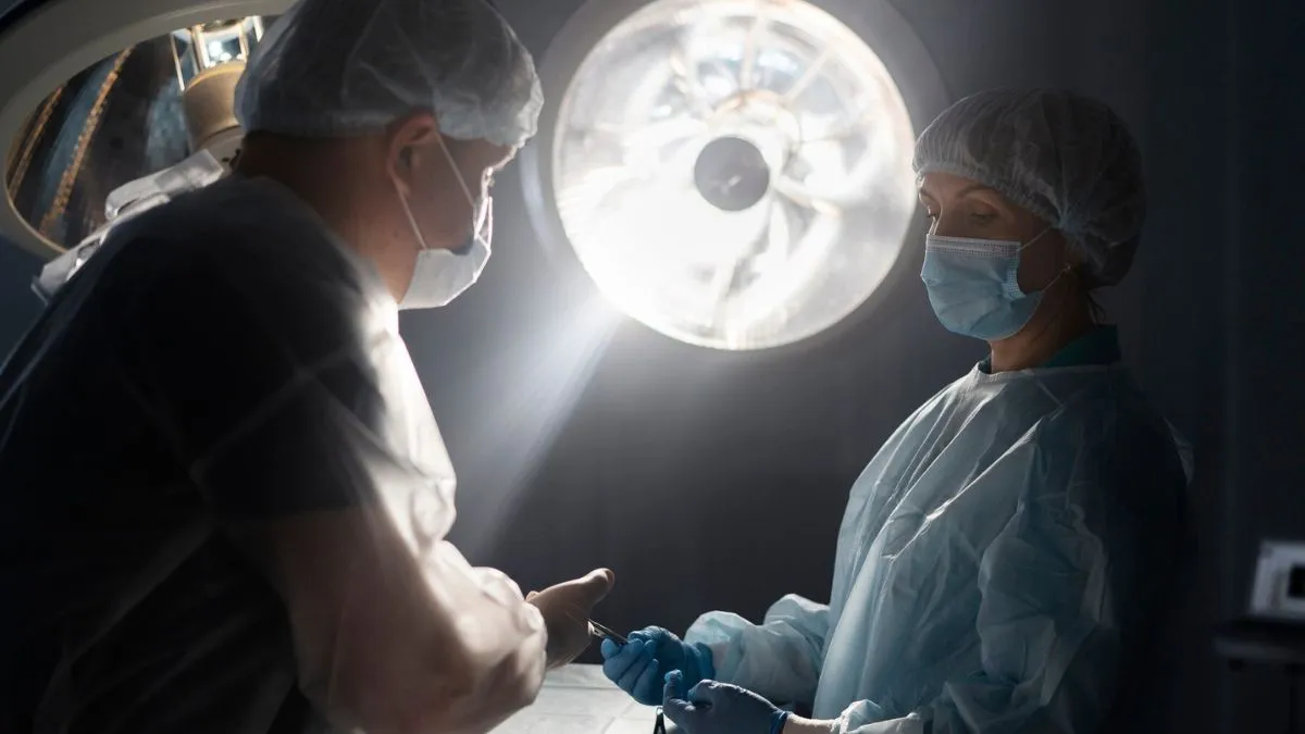 Robotic myomectomy: How It Is Different From Traditional Myomectomy, Benefits, Safety and Risks