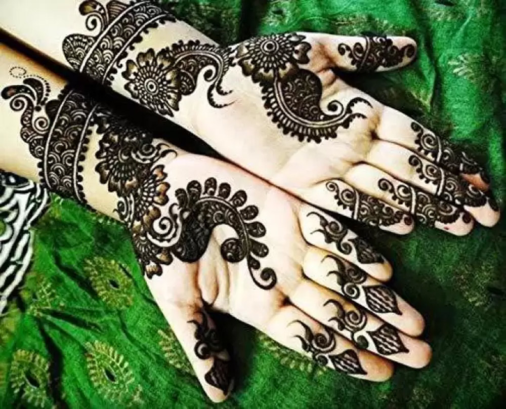 black henna 1 - 2025-03-11T122655.781