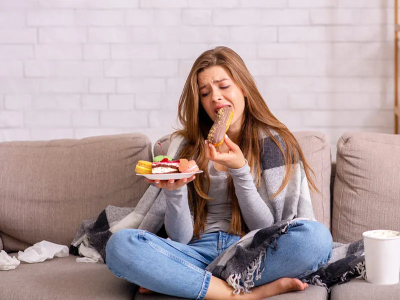 Expert Shares THIS Is The Best Way To Control Sugar Cravings