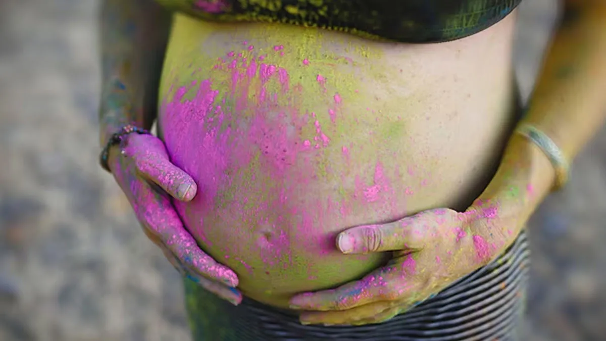 Holi Colours And Pregnancy: Expert Lists Risks, Precautions, And Safe Ways to Celebrate
