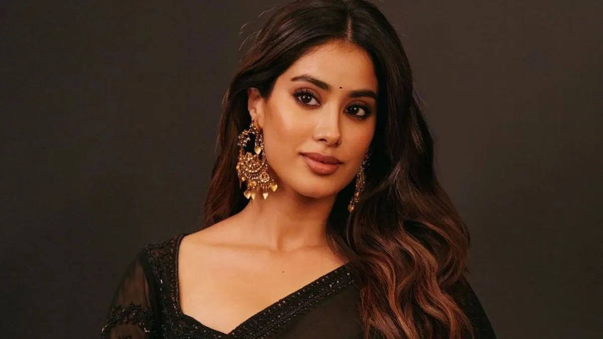 Janhvi Kapoor Pulls 3 All-Nighters—Here’s How Sleep Deprivation Impacts Your Body