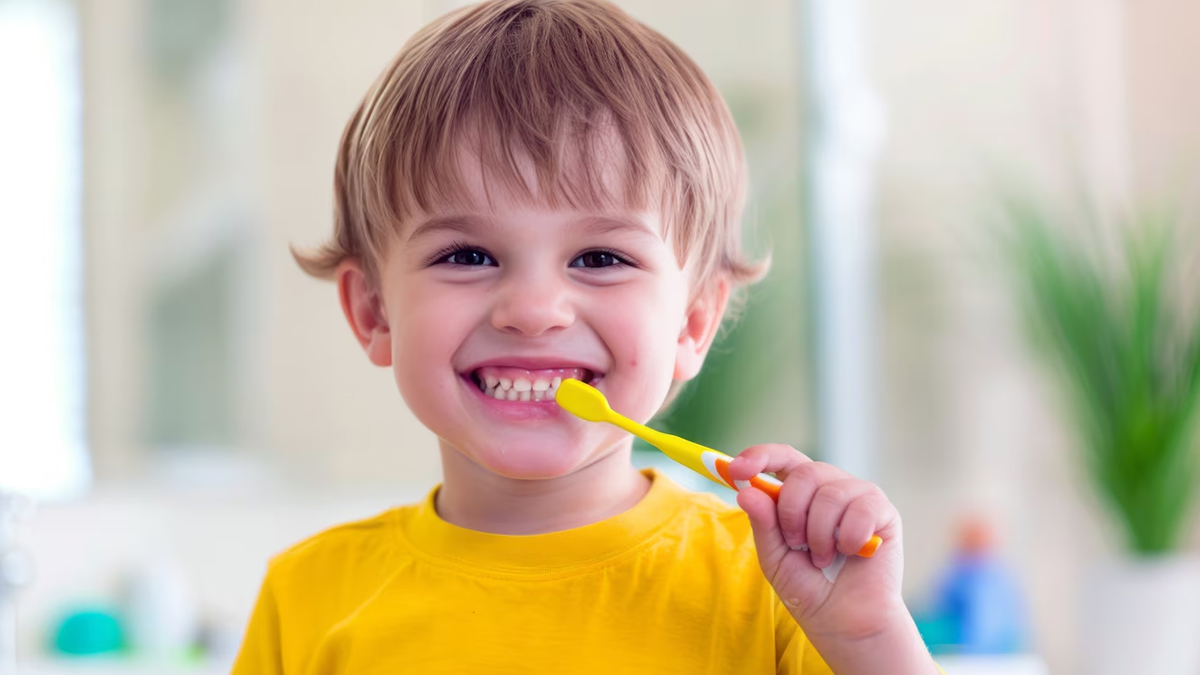 children brushing age 1 - 2025-03-19T114559.169