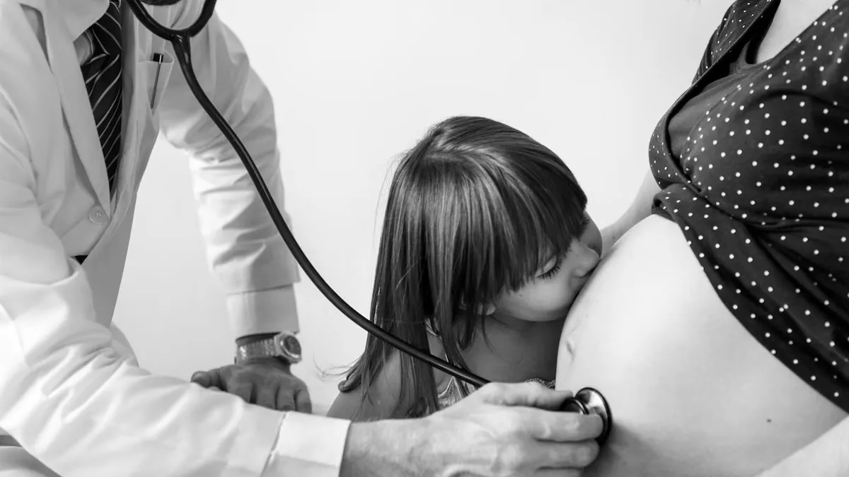 No Heartbeat at 6 Weeks of Pregnancy: Is It Normal or a Cause for Concern?