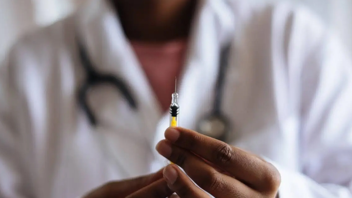 1-Noida-Vaccine-Drive