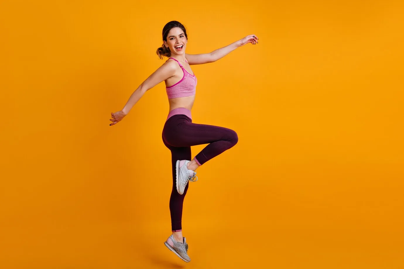Fitness Expert Shares 5 Benefits Of Jumping Squats For Women Above 30