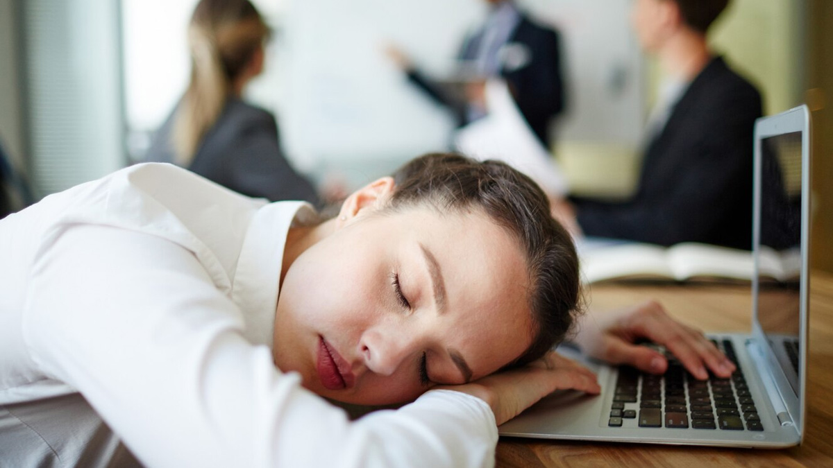 sleeping-at-office