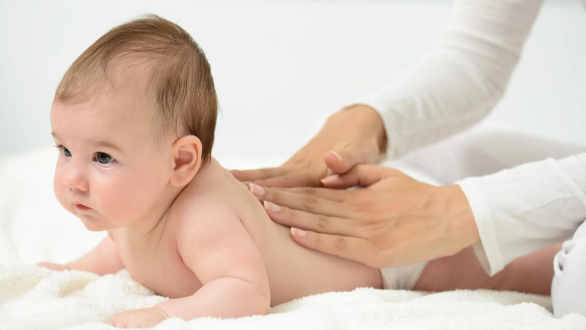 1-baby-massage