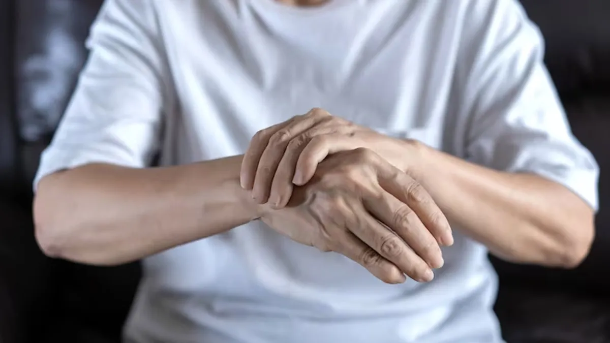 Can Parkinson's Disease Be Managed With Timely Medications And Support? Expert Weighs In
