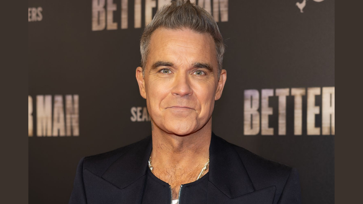 Singer Robbie Williams Diagnosed With Scurvy; Know Symptoms To Look Out For