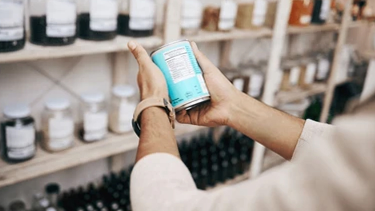 checking-food-labels