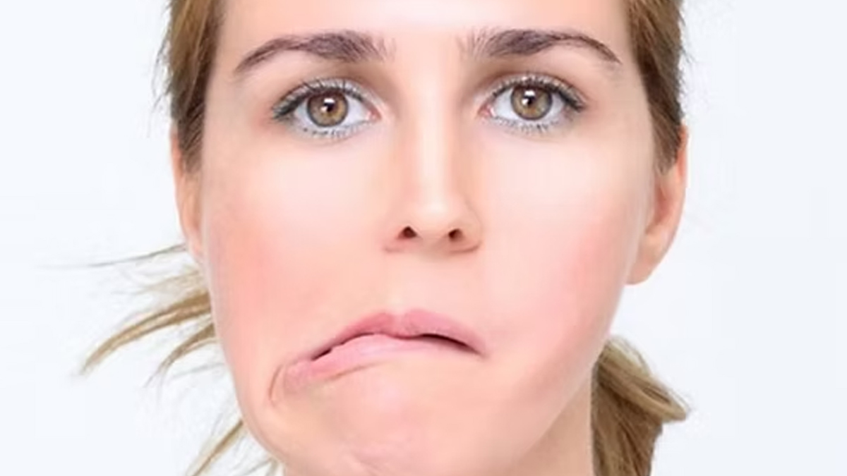 bells palsy warning sings 1 - 2025-04-16T123027.966