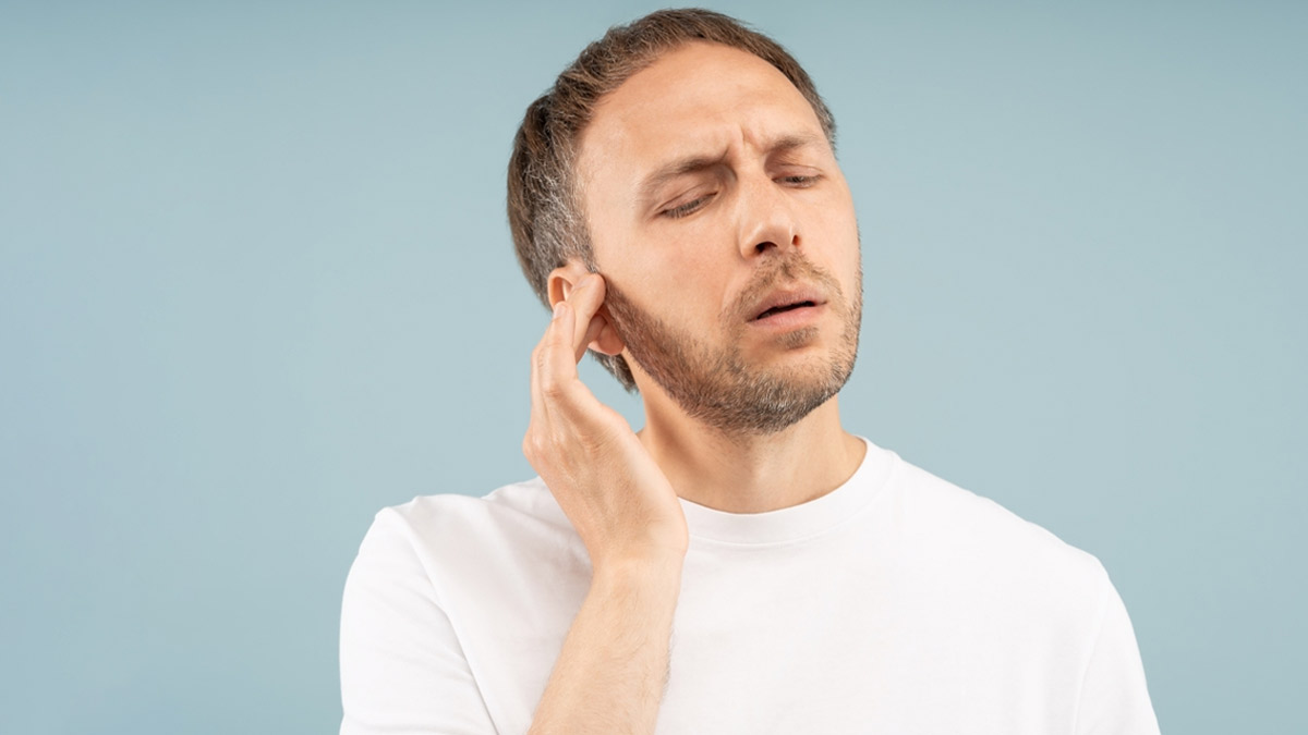 Stuffy Ears? Try These Simple Tips And Remedies To Unclog Them