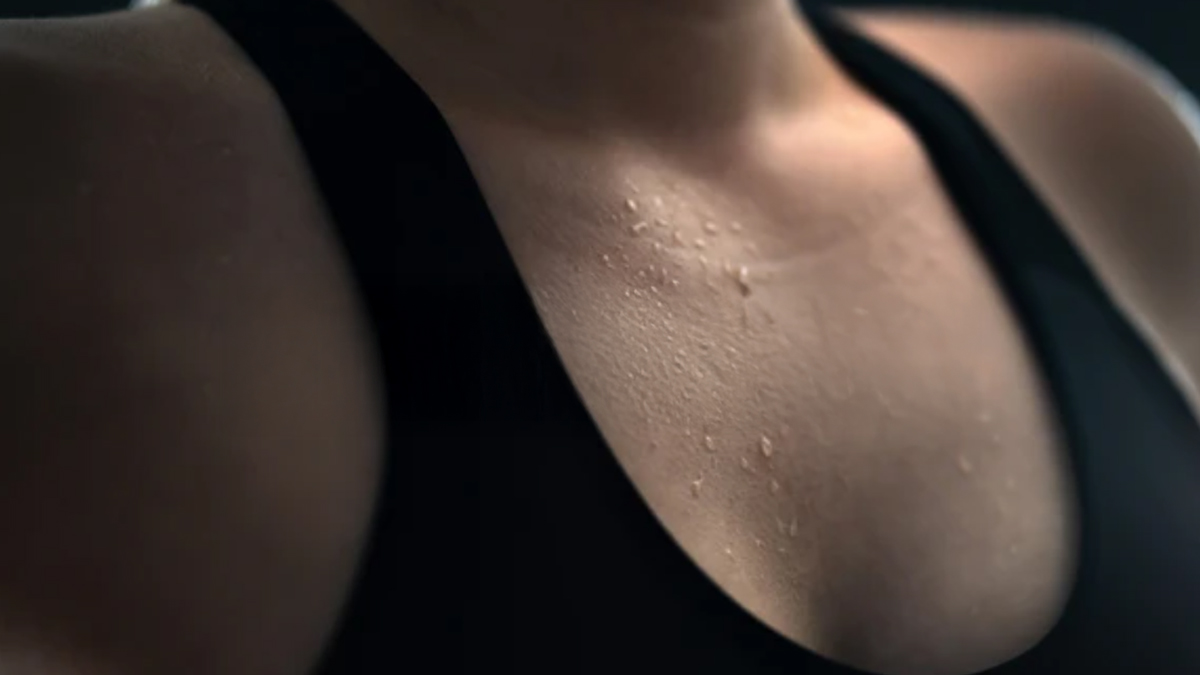 boob-sweat