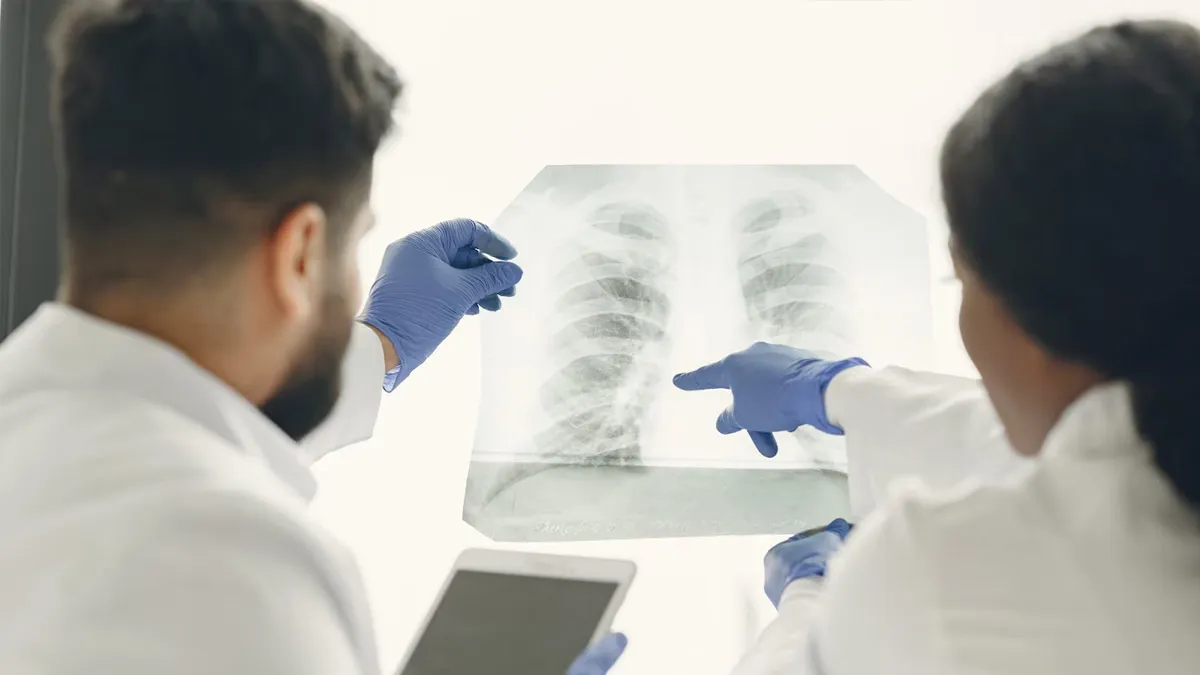 Why Older Adults Are More At Risk Of Double Pneumonia And Signs To Spot Early