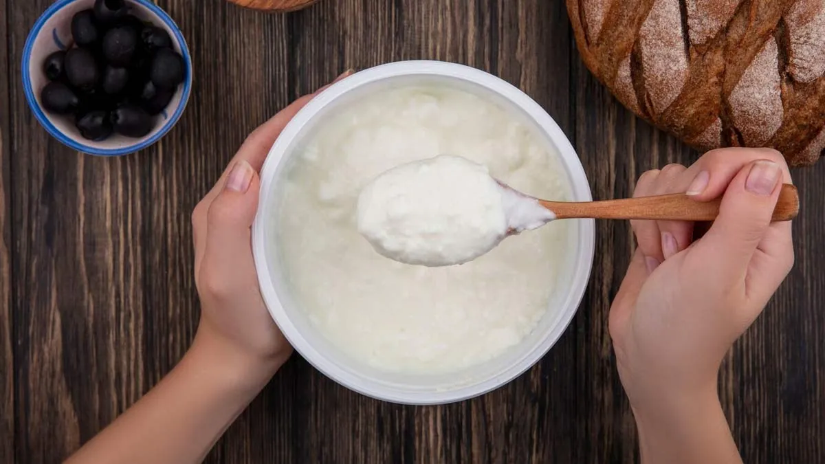 Should You Avoid Curd At Night? Expert Weighs In