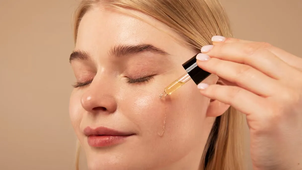 Can You Use Vitamin C And Salicylic Acid Together? Find Out Here