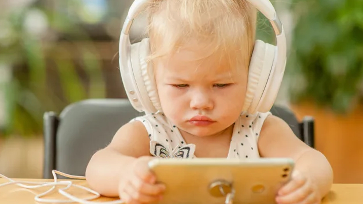 dangers of screen 1 - 2025-05-21T142745.732