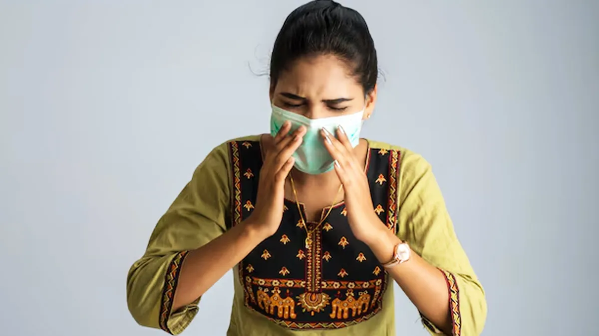 Over 1000 Infected: Symptoms Linked To The New COVID Variants NB.1.8.1 and LF.7; Should India Worry?