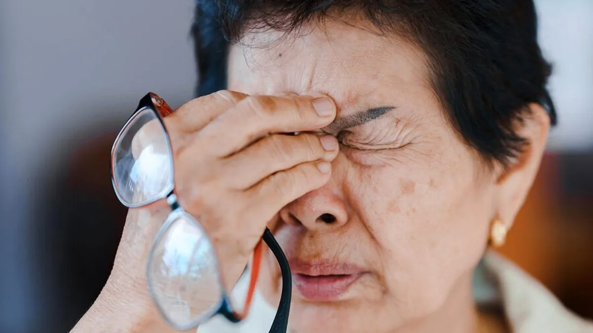 Does Our Vision Really Change With Age? Expert Explains