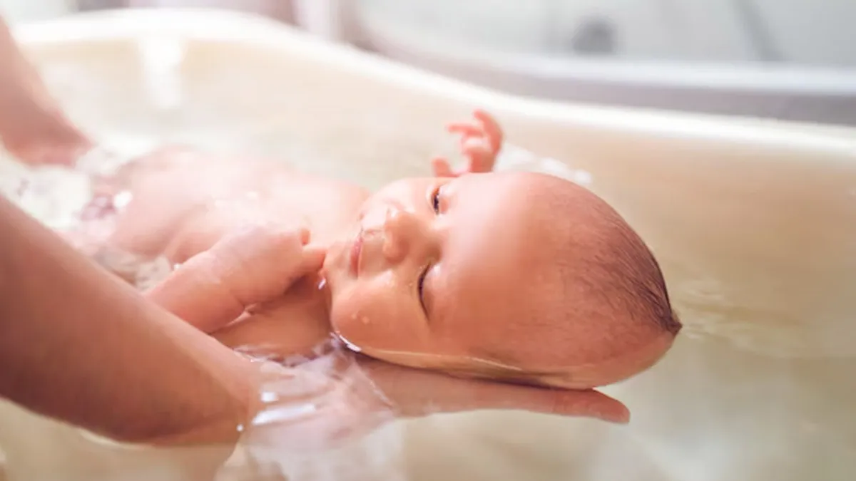 Bathing Mistakes Parents Make That May Harm Children’s Skin