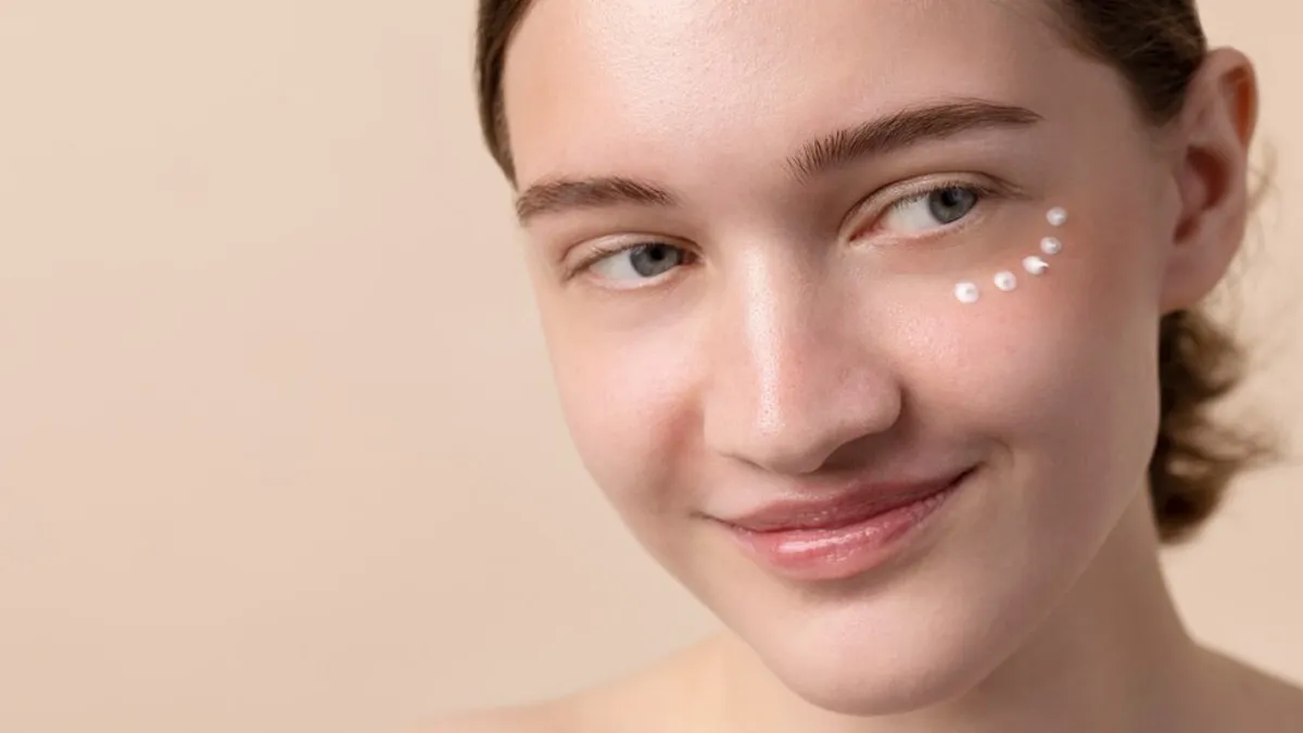 When Should You Ideally Apply Your Eye-Cream? Dermat Weighs In