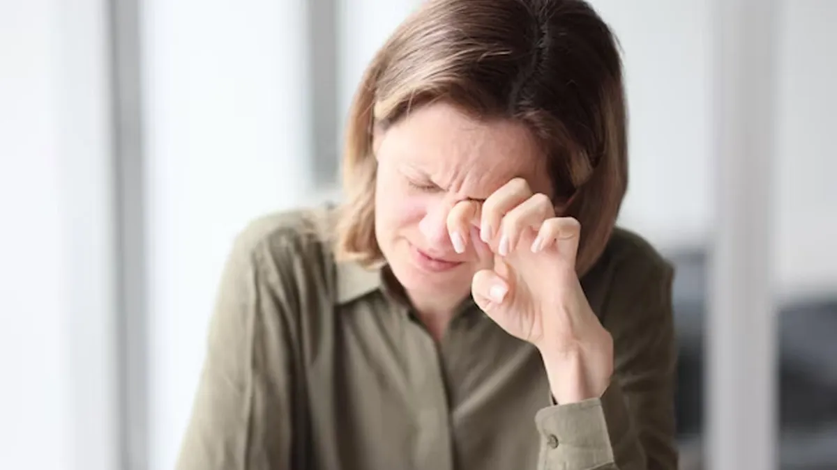 What To Do When Something Gets In Your Eye: Do's And Don'ts