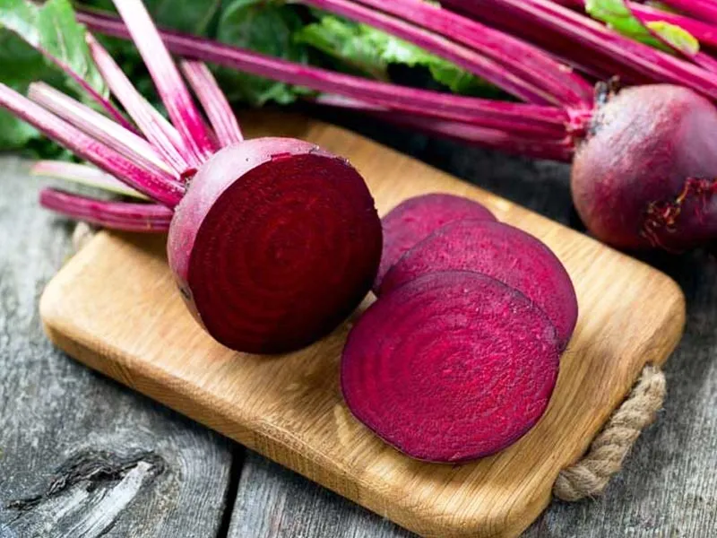 Struggling With Weight Loss? Here's Why You Should Add Beetroot In Your Diet