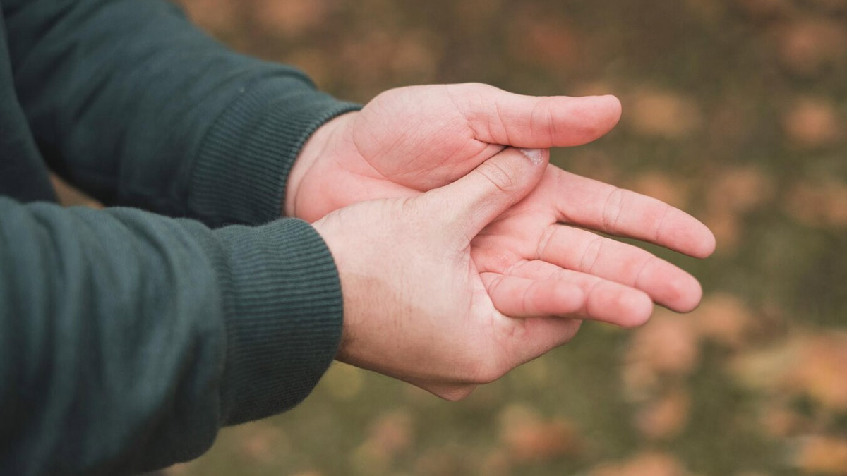 Hand Tremors Could Be A Sign Of Vitamin B12, Magnesium, Or Vitamin D Deficiency: How To Ensure Adequate Levels