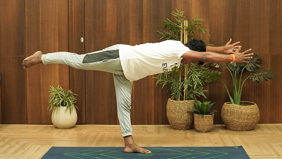 Virabhadrasana III