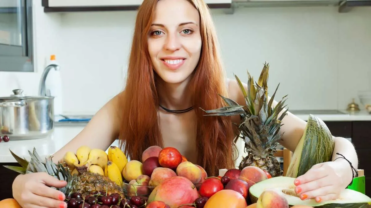 Nutritionist Suggests Five Fruits To Keep You Young