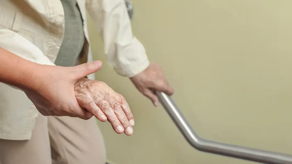 Parkinson’s Disease Management: How Combining Medication, Exercise, And Mind-Body Therapies Improves Outcomes