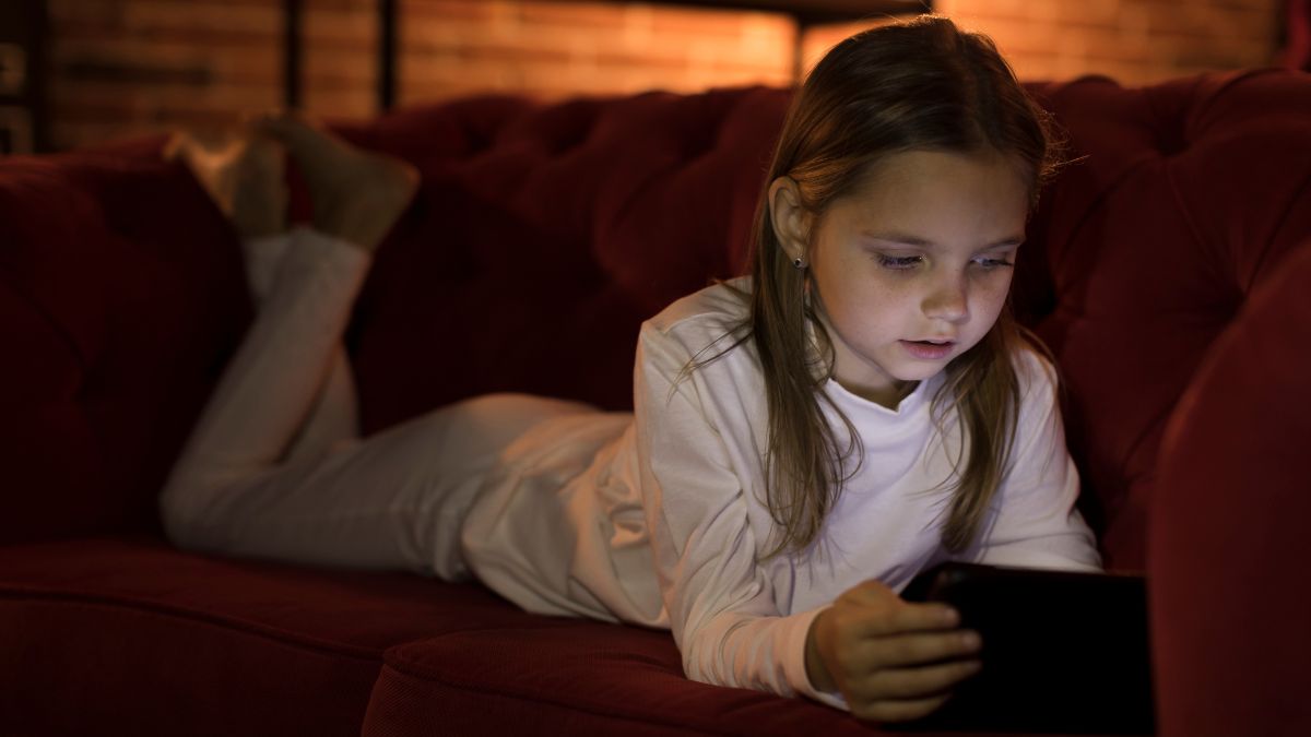 World Brain Day: How Poor Sleep, Screen Time, And Stress Are Rewiring Young Minds
