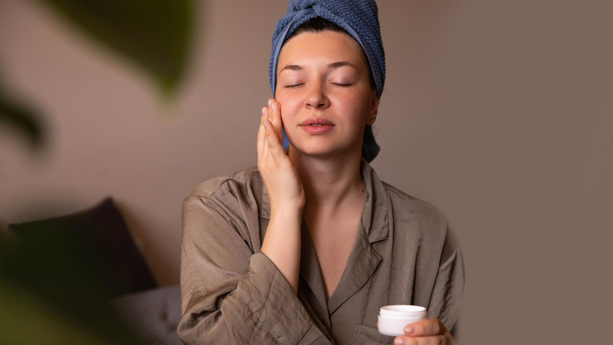Skin Cycling 2.0: How to Rotate Retinol, Acids, and Repair Products for Best Results