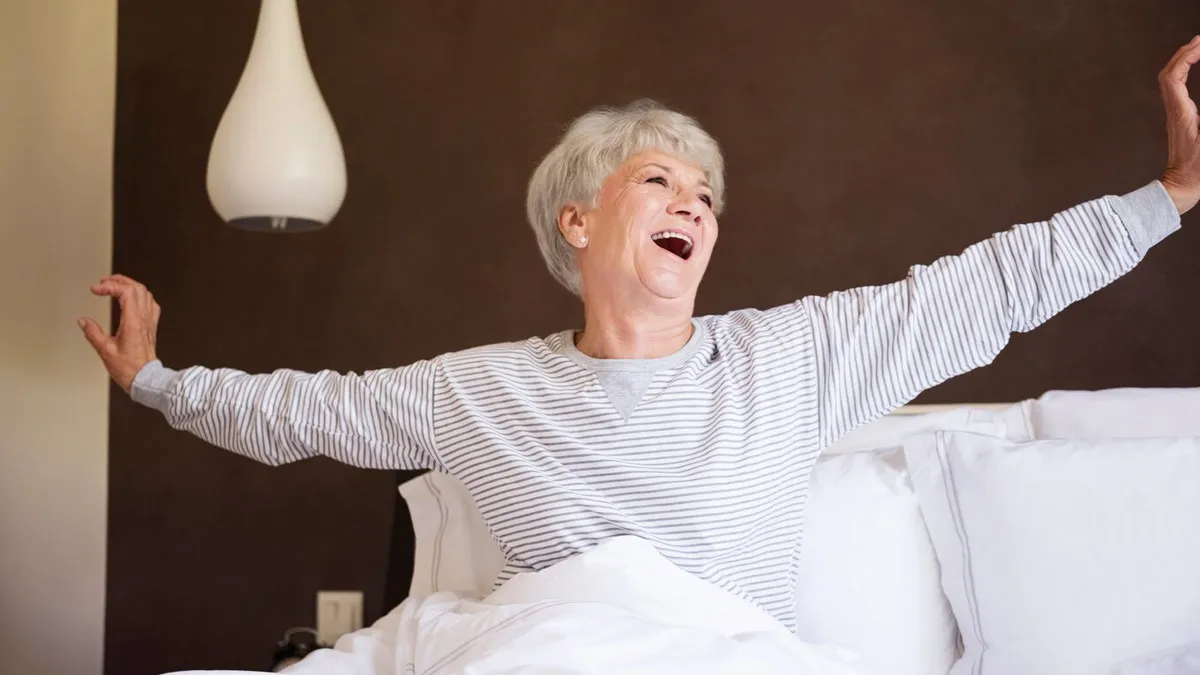 Ever Wondered Why Old People Wake Up Early? Expert Explains The Science Behind It