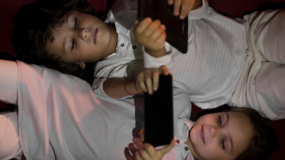 use of screens with kids