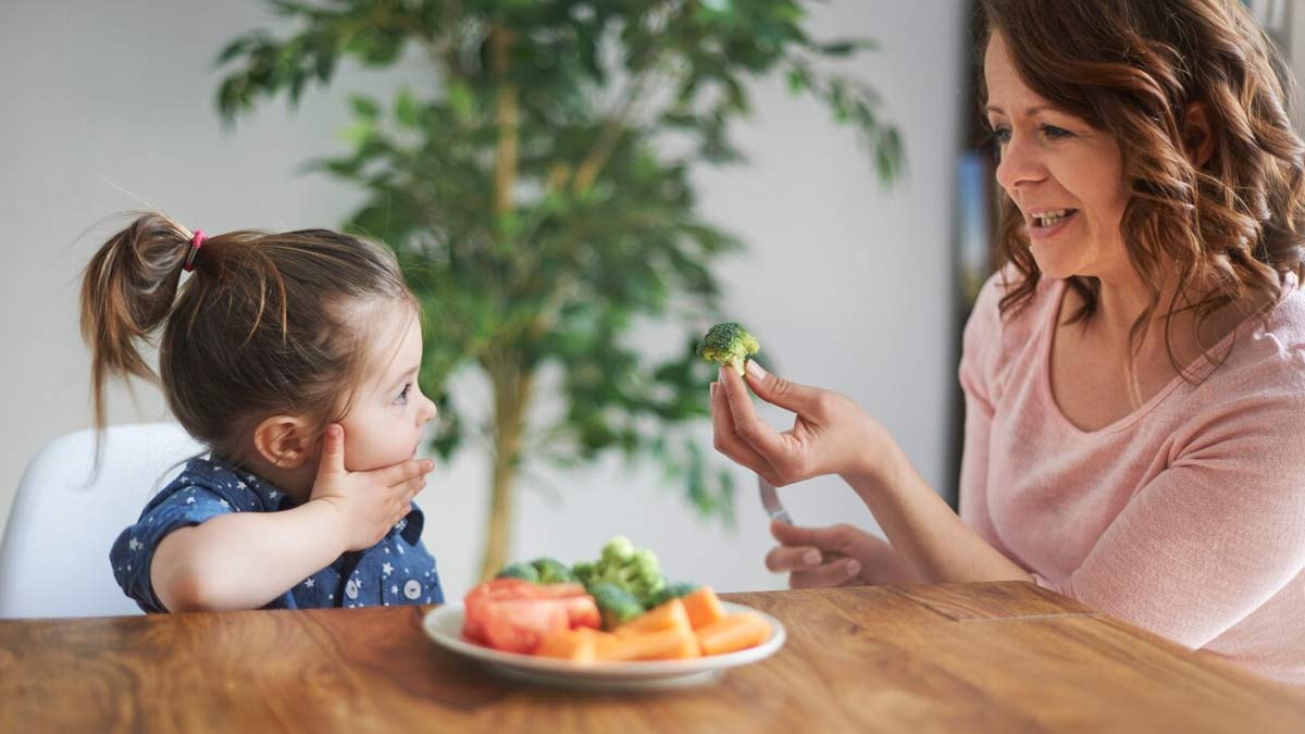 National Parents' Day 2025: How Parents Shape Healthy Eating Habits In Their Children