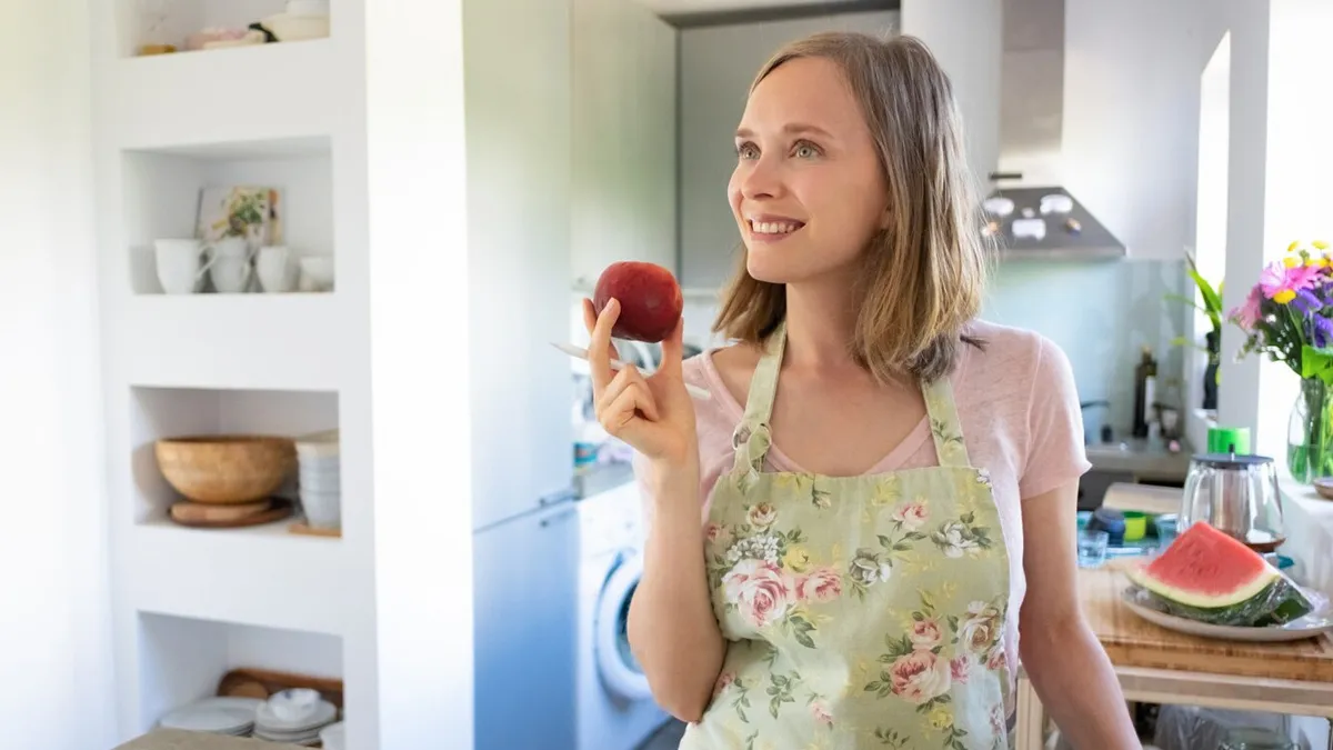 4 Superfoods Every Mom Should Be Eating, According to Nutritionist