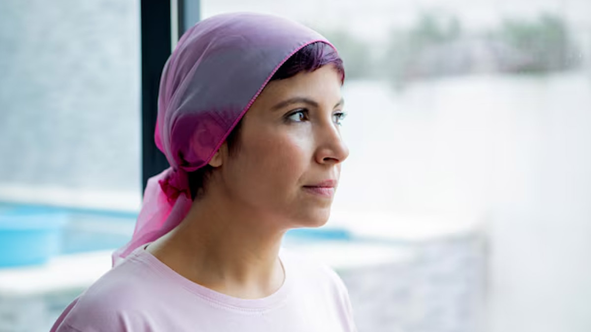 Warning Signs Of Cancer In Women: Doctor Shares Unusual Changes To Watch Out For