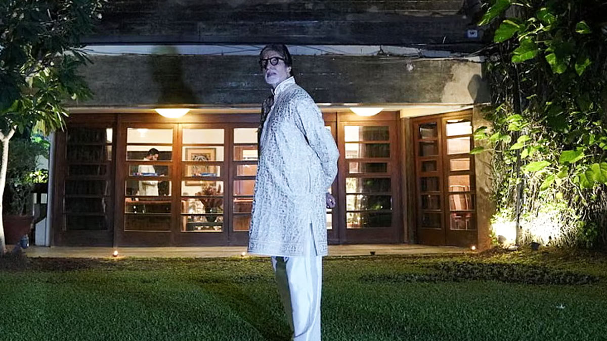 amitabh bachchan old age handbars 1 - 2025-08-20T152423.726