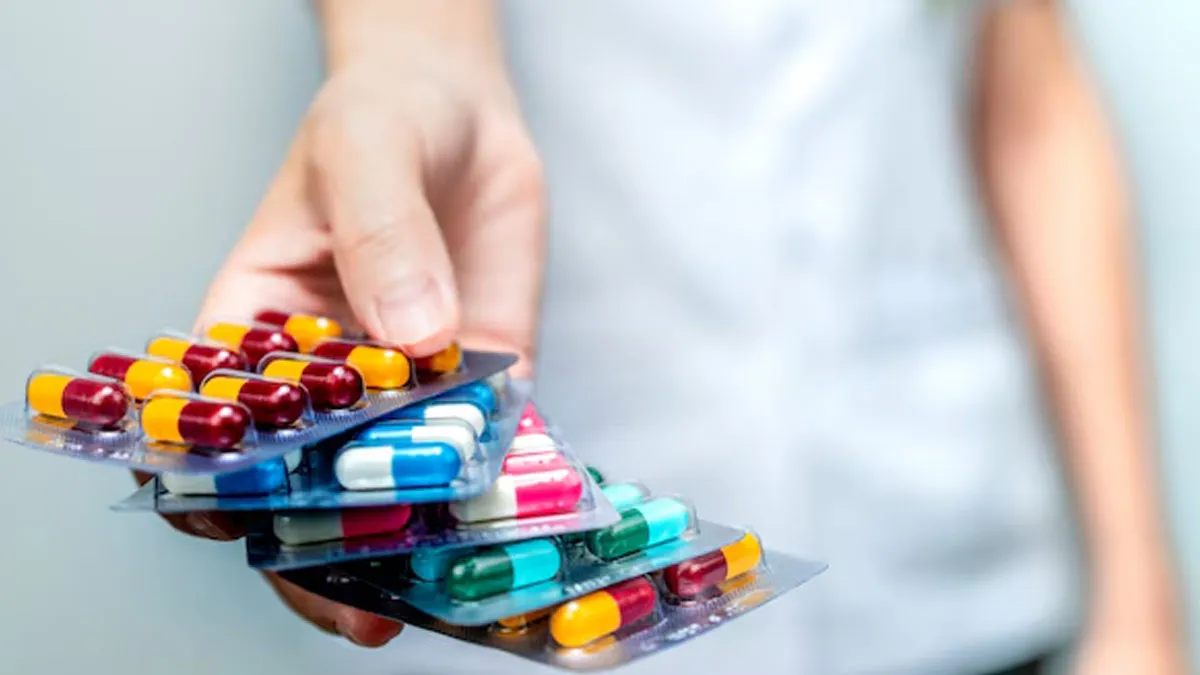 Why Doctors Emphasise Finishing Antibiotic Course - Side Effects Of Not Doing So
